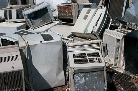 المكيفات القديمة والتالفة